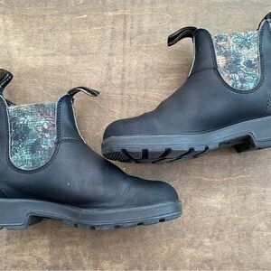 Women’s Blundstone 2201 Chelsea Boot Black & Fern Floral